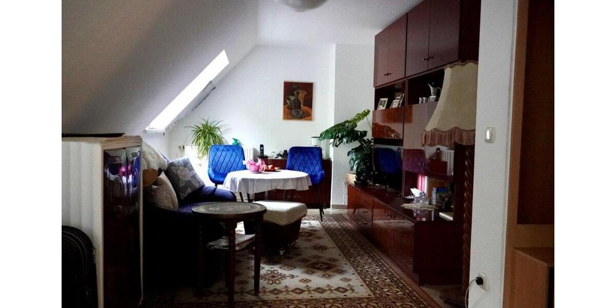 Dachgeschoßwohnung Hohenstein-Ernstthal Ernstthal - 1 Zimmer, 20 m&sup2;, 520&euro; | Angebot:18908378