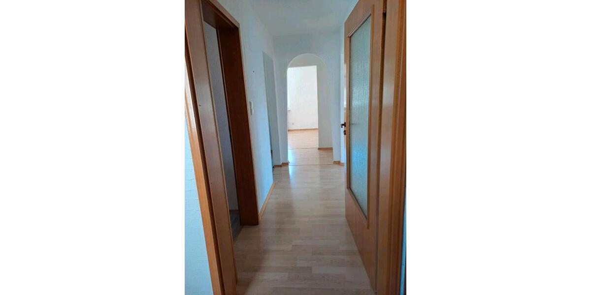 Etagenwohnung Königsbronn - 5.5 Zimmer, 130 m&sup2;, 1.100&euro; | Angebot:26110975