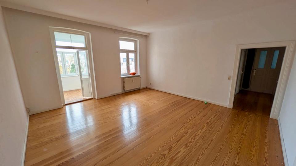 Helle 3-Zimmer-Wohnung mit Wintergarten in Schwerin, 88 m 3 zimmer