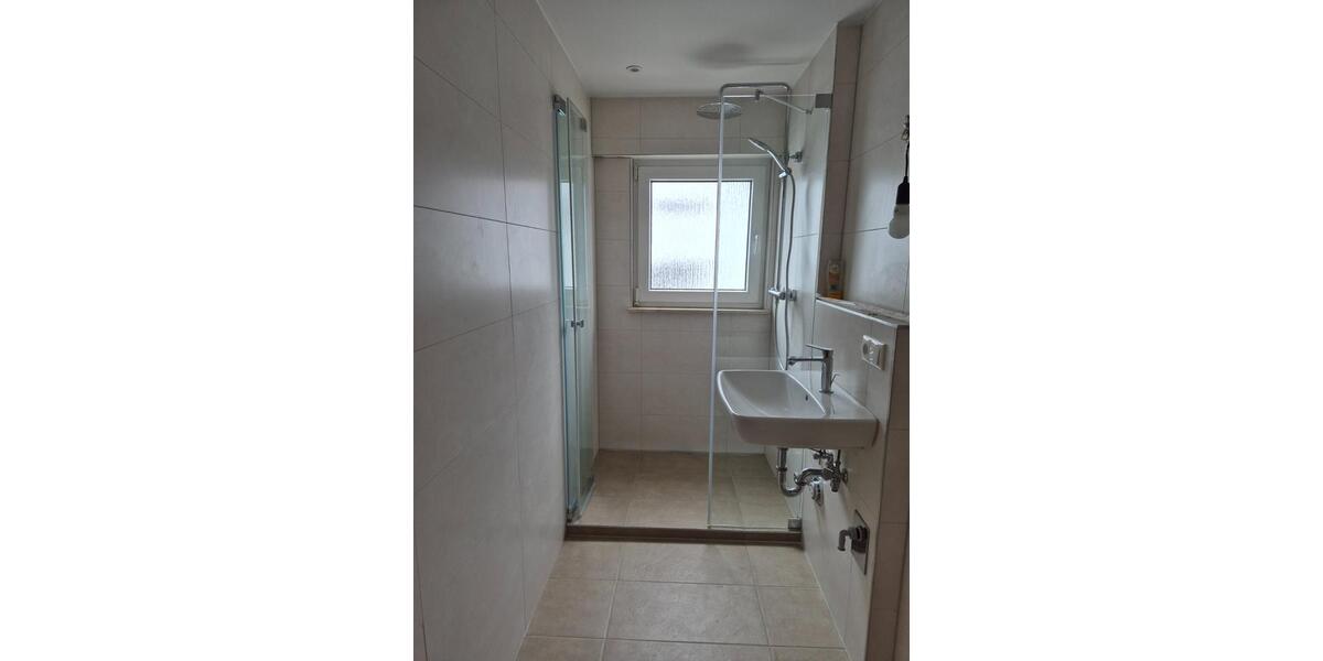 Einfamilienhaus Schorndorf - 6 Zimmer, 150 m&sup2;, 1.800&euro; | Angebot:25765684