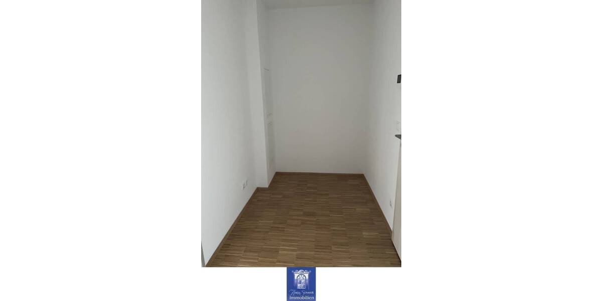 Etagenwohnung Arnsdorf - 2 Zimmer, 46 m&sup2;, 600&euro; | Angebot:25709072