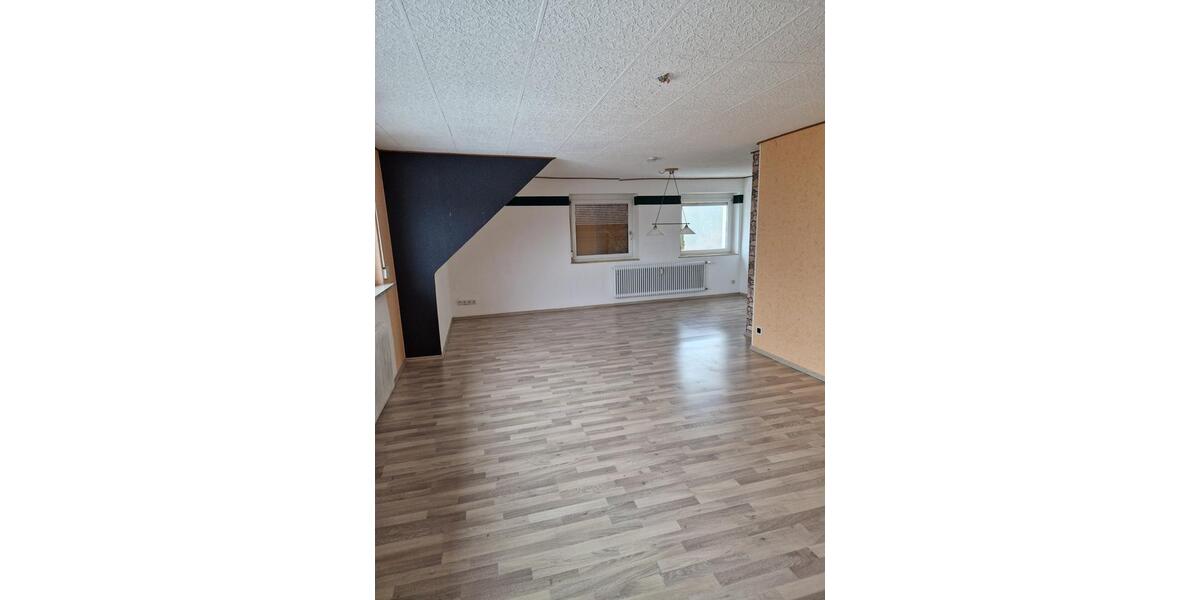 Dachgeschoßwohnung Ulm Donautal - 3 Zimmer, 88 m&sup2;, 900&euro; | Angebot:24813407