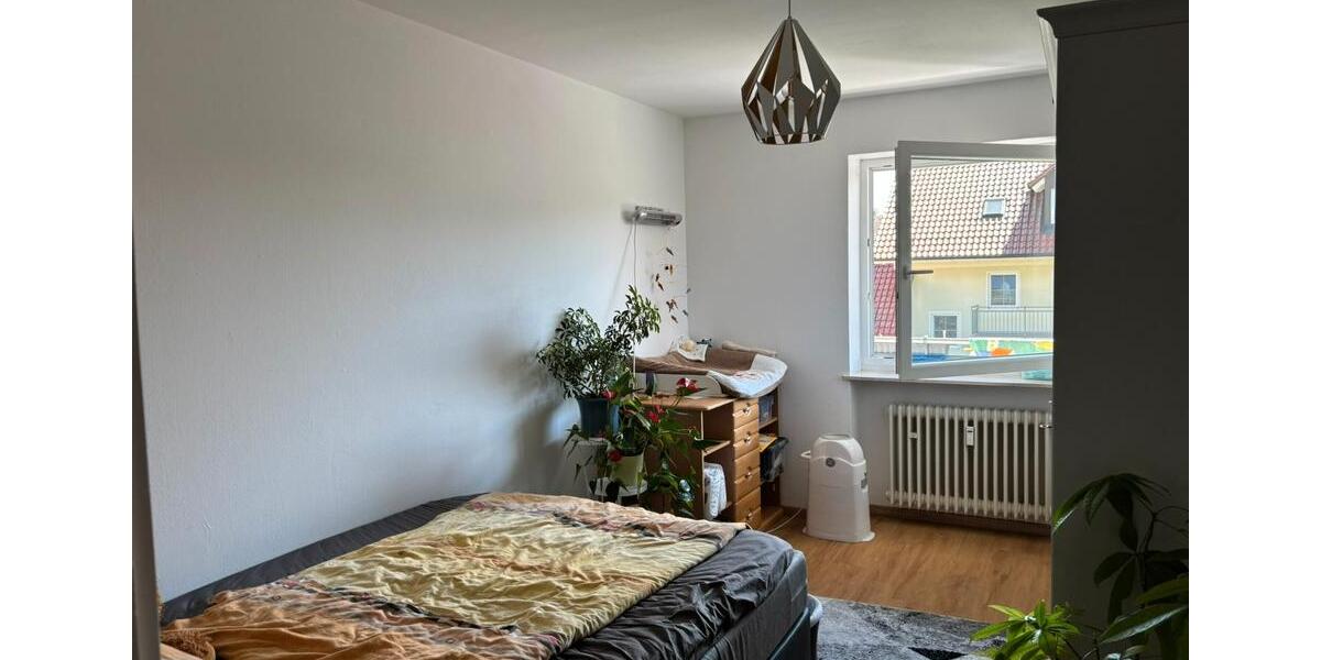 Etagenwohnung Aresing - 4 Zimmer, 98 m&sup2;, 980&euro; | Angebot:26395856