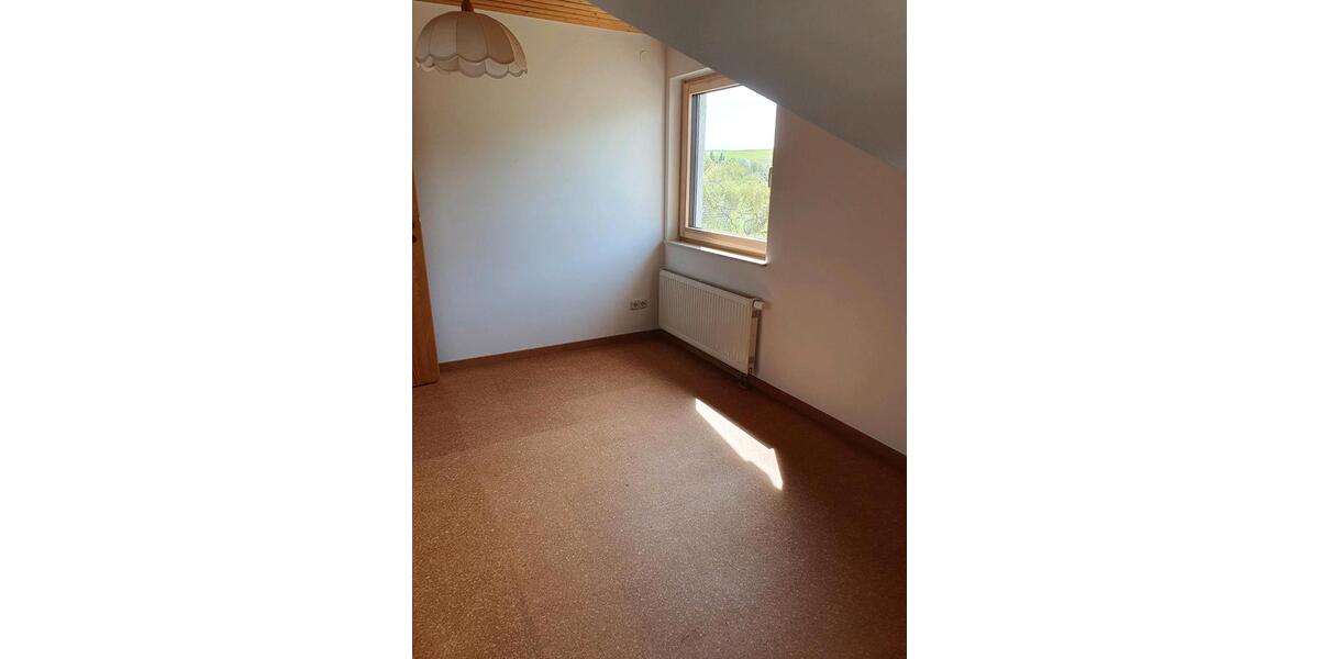 Dachgeschoßwohnung Wildberg - 3 Zimmer, 78 m&sup2;, 700&euro; | Angebot:26478713