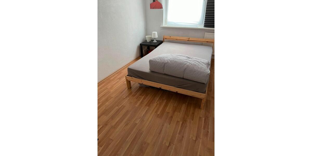 Etagenwohnung Berlin Lichtenberg - 1 Zimmer, 37 m&sup2;, 450&euro; | Angebot:27663098