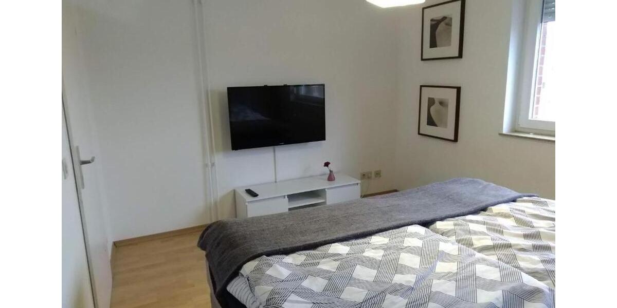Dachgeschoßwohnung Hamburg Altstadt - 3 Zimmer, 90 m&sup2;, 1.800&euro; | Angebot:26050612