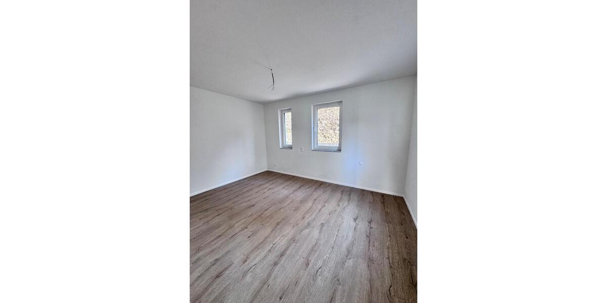 Etagenwohnung Gummersbach - 2 Zimmer, 73 m&sup2;, 850&euro; | Angebot:26132190