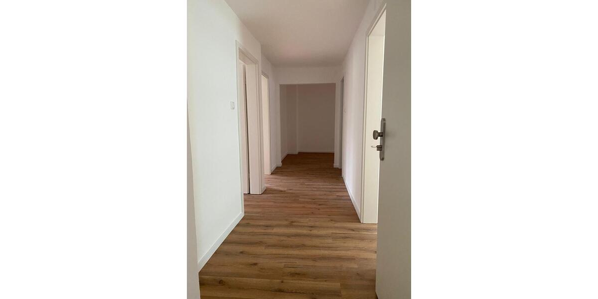 Etagenwohnung Thurnau - 4 Zimmer, 98 m&sup2;, 780&euro; | Angebot:25742548