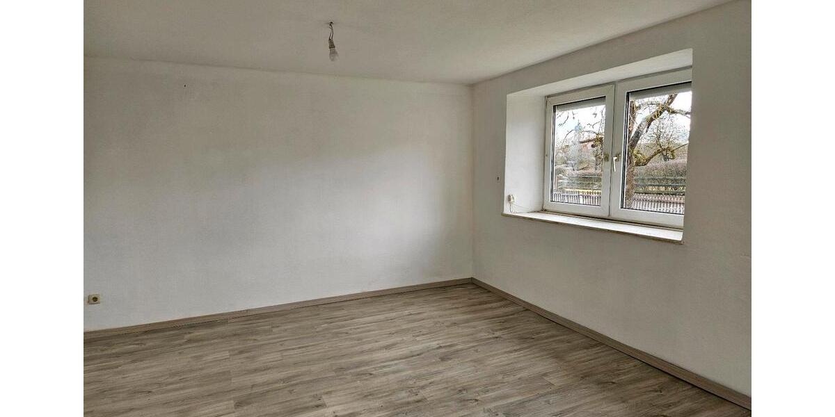 Einfamilienhaus Fünfstetten - 4 Zimmer, 120 m&sup2;, 800&euro; | Angebot:26021992