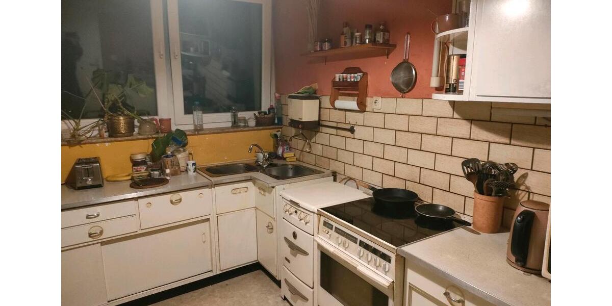 Hochparterre Bielefeld Mitte - 1 Zimmer, 18 m&sup2;, 325&euro; | Angebot:25054959