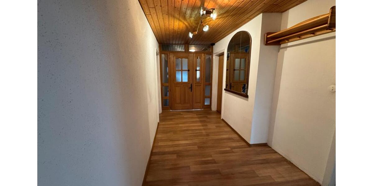 Etagenwohnung Rheinfelden (Baden) - 1 Zimmer, 90 m&sup2;, 1.100&euro; | Angebot:25933510