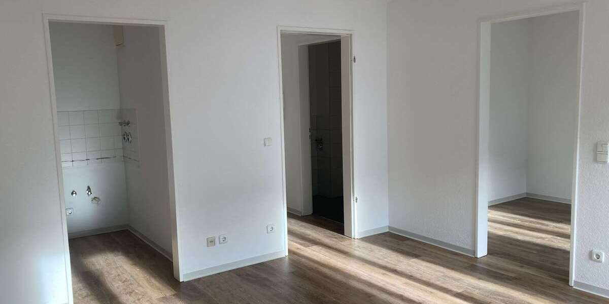Etagenwohnung Jena Winzerla - 2 Zimmer, 44 m&sup2;, 465&euro; | Angebot:27203624