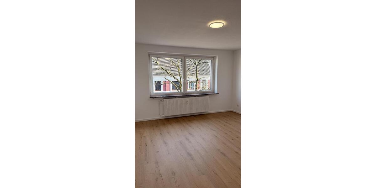 Etagenwohnung Wuppertal Gemarkung Langerfeld - 2 Zimmer, 58 m&sup2;, 530&euro; | Angebot:26665027