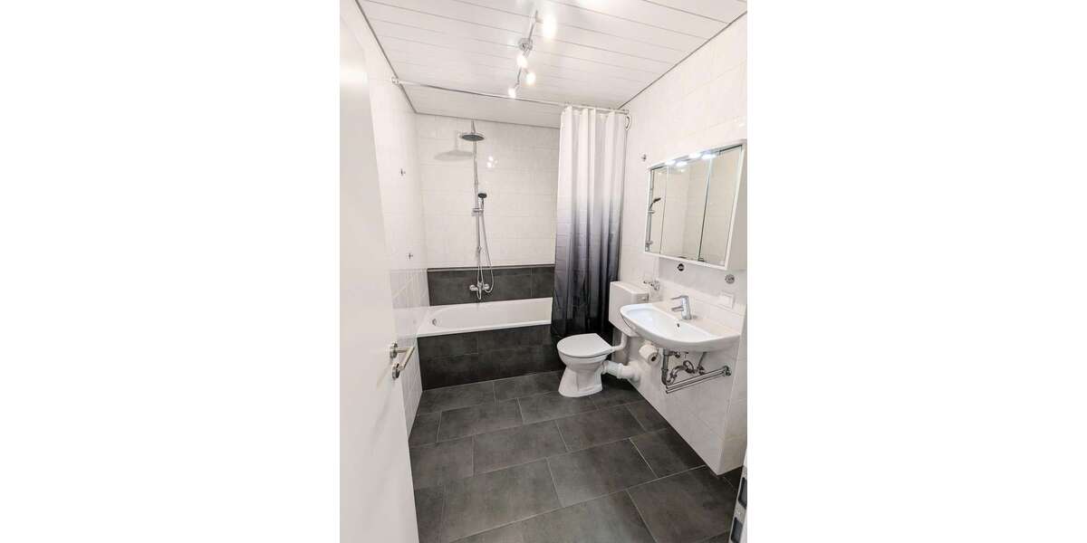Etagenwohnung Neuhofen - 2.5 Zimmer, 67 m&sup2;, 845&euro; | Angebot:26608257