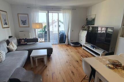 Möblierte, kernsanierte Wohnung in Top-Lage nahe Einkaufzentrum 1 zimmer