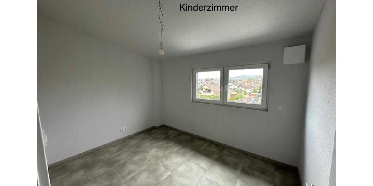 Dachgeschoßwohnung Meckesheim - 3 Zimmer, 88 m&sup2;, 1.300&euro; | Angebot:26244720