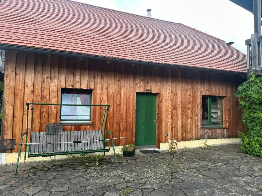 Charmante 2-Zimmer-GartenWohnung mit Natur-Schwimmteich & Pool