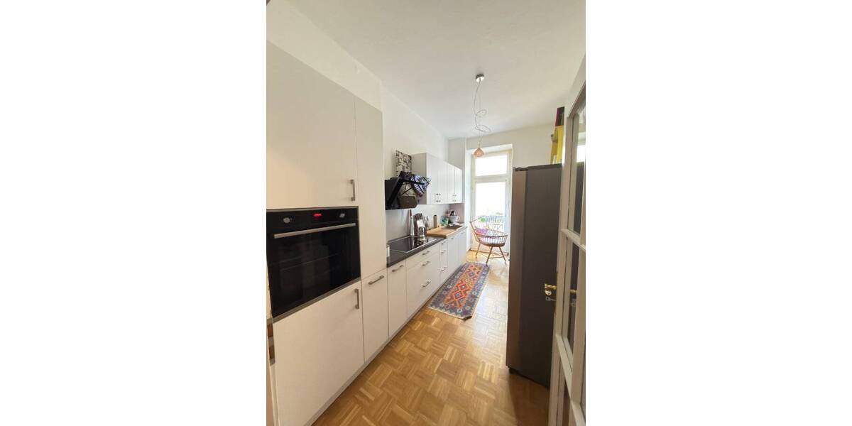 Etagenwohnung München Neuhausen-Nymphenburg - 3 Zimmer, 110 m&sup2;, 2.300&euro; | Angebot:26170654