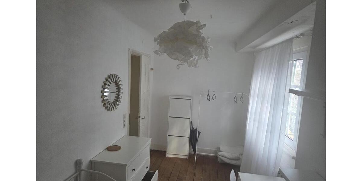 Etagenwohnung Tübingen - 4 Zimmer, 85 m&sup2;, 450&euro; | Angebot:26040737