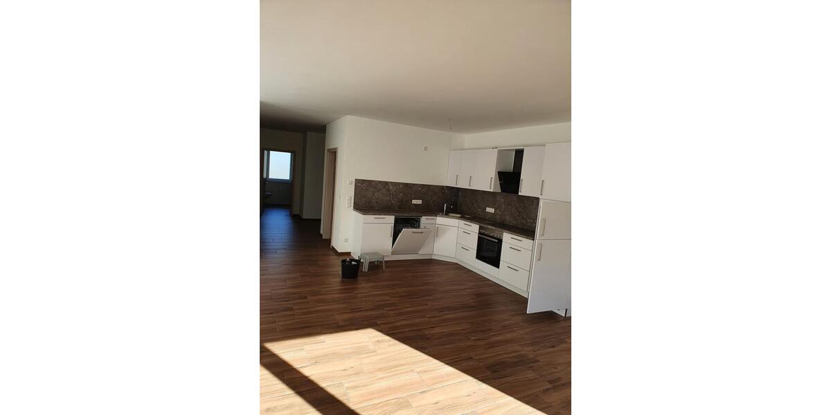 Etagenwohnung Ravenstein - 3 Zimmer, 90 m&sup2;, 900&euro; | Angebot:24828137