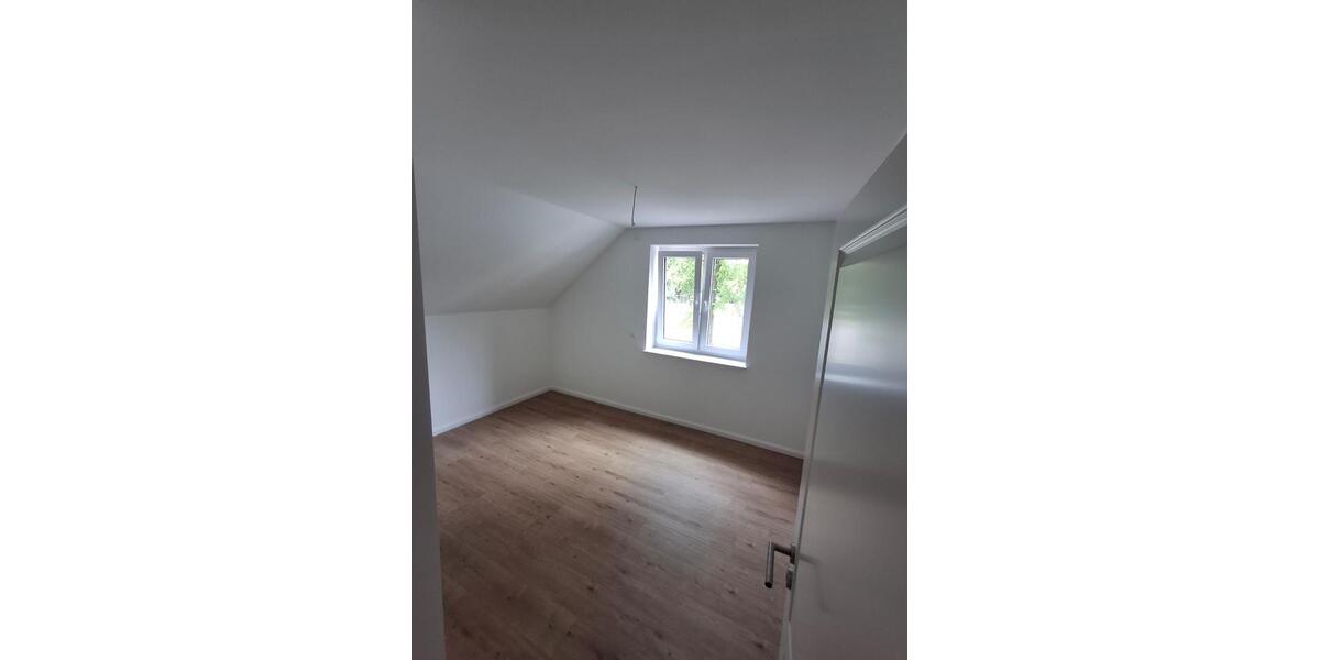 Doppelhaushälfte Horst (Holstein) - 4.5 Zimmer, 108 m&sup2;, 1.700&euro; | Angebot:26646599