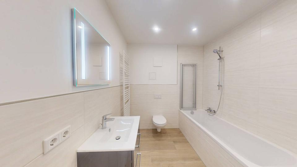 Dachgeschoßwohnung Bitterfeld-Wolfen Bitterfeld - 2 Zimmer, 47 m&sup2;, 539&euro; | Angebot:26166250