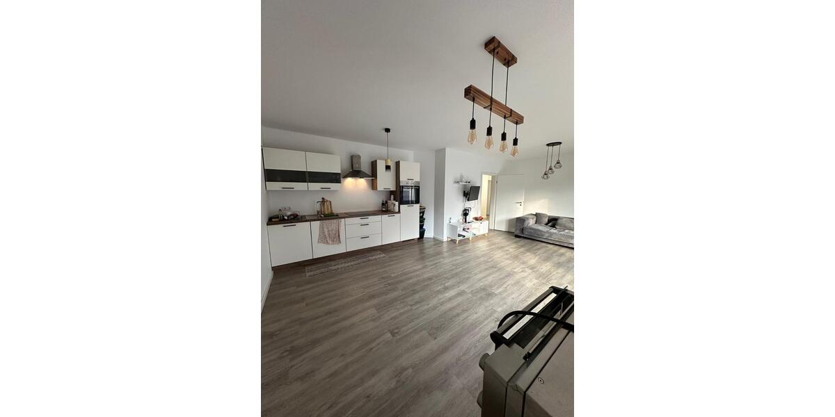 Erdgeschoßwohnung Papenburg - 3 Zimmer, 82 m&sup2;, 900&euro; | Angebot:25479546