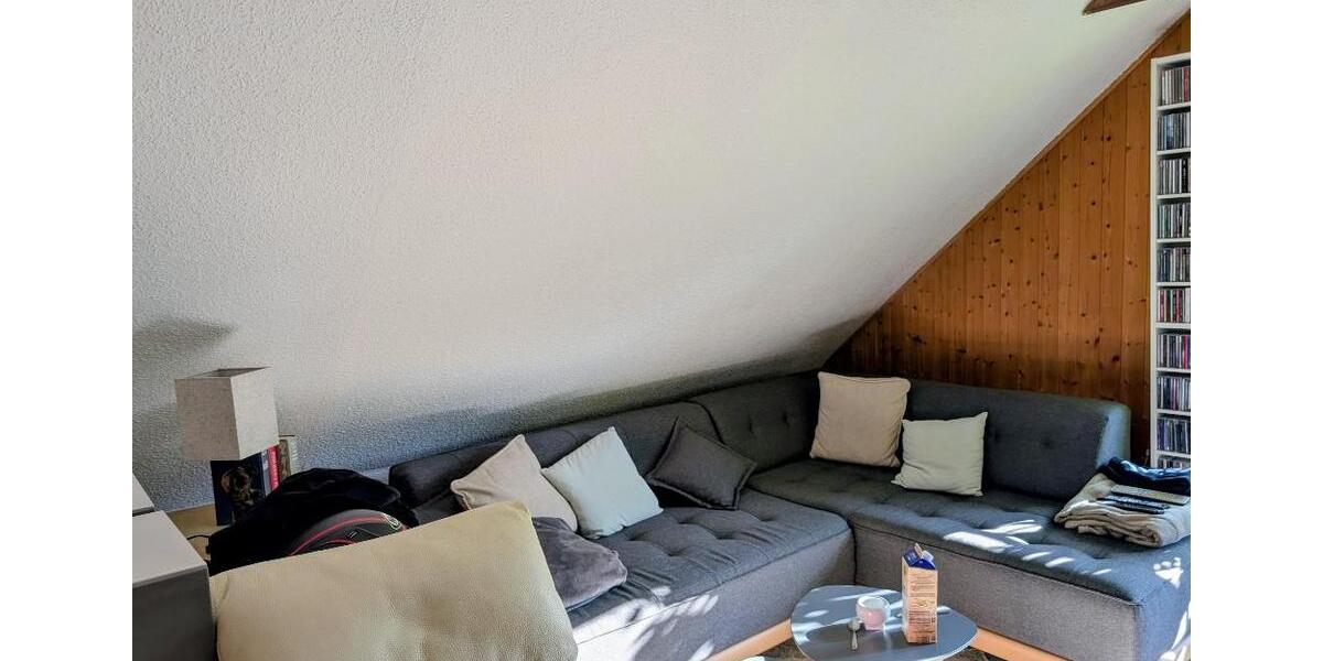 Dachgeschoßwohnung Wilhelmshaven - 2 Zimmer, 45 m&sup2;, 430&euro; | Angebot:26687659
