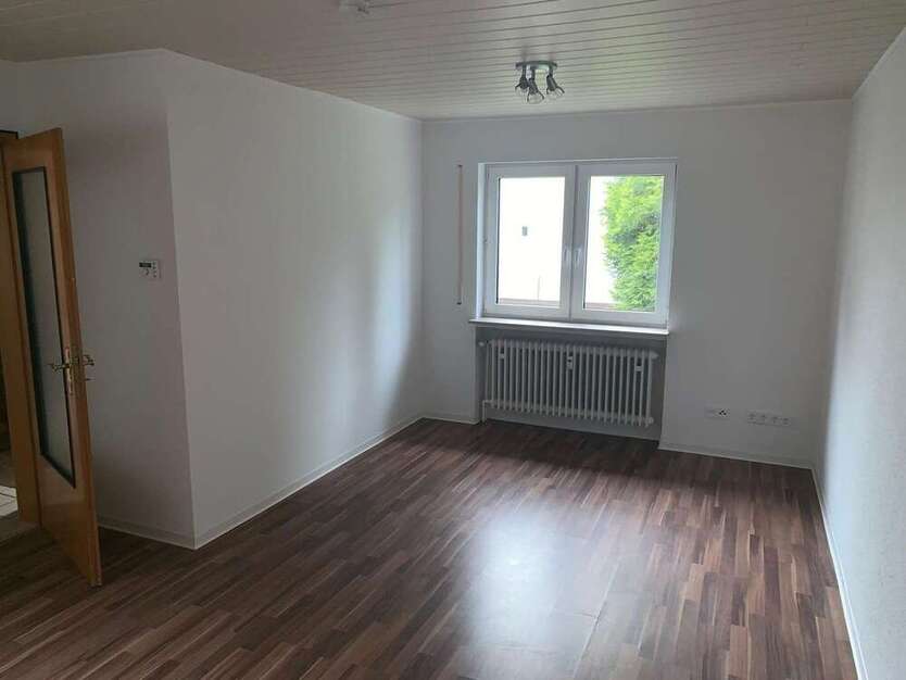 Wohnung zum Mieten in Laufdorf 495 € 59 m²