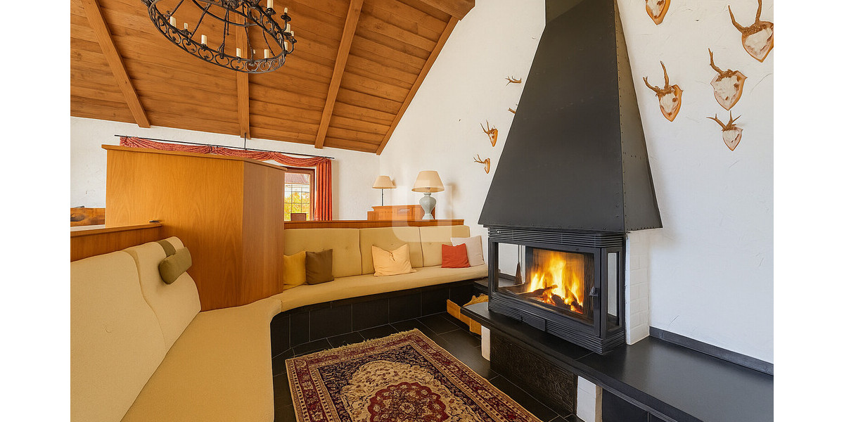 WINDISCH IMMOBILIEN - Einmaliges Architektenhaus in Ortsrandlage von Türkenfeld! 6 zimmer