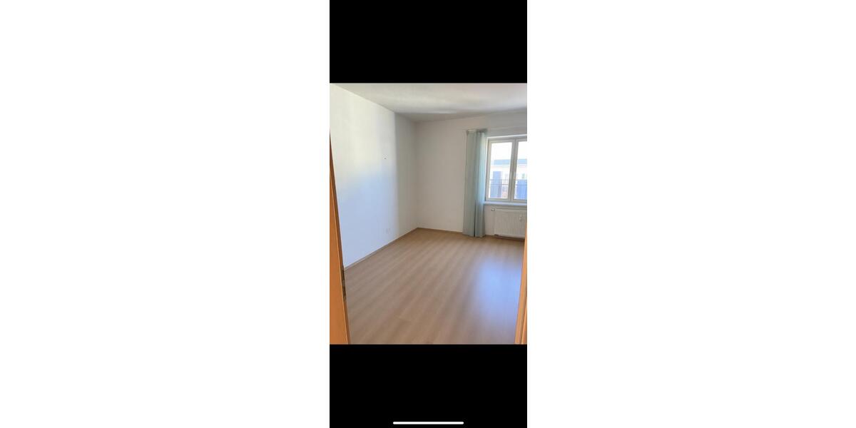 Etagenwohnung Magdeburg - 2 Zimmer, 50 m&sup2;, 380&euro; | Angebot:26692573