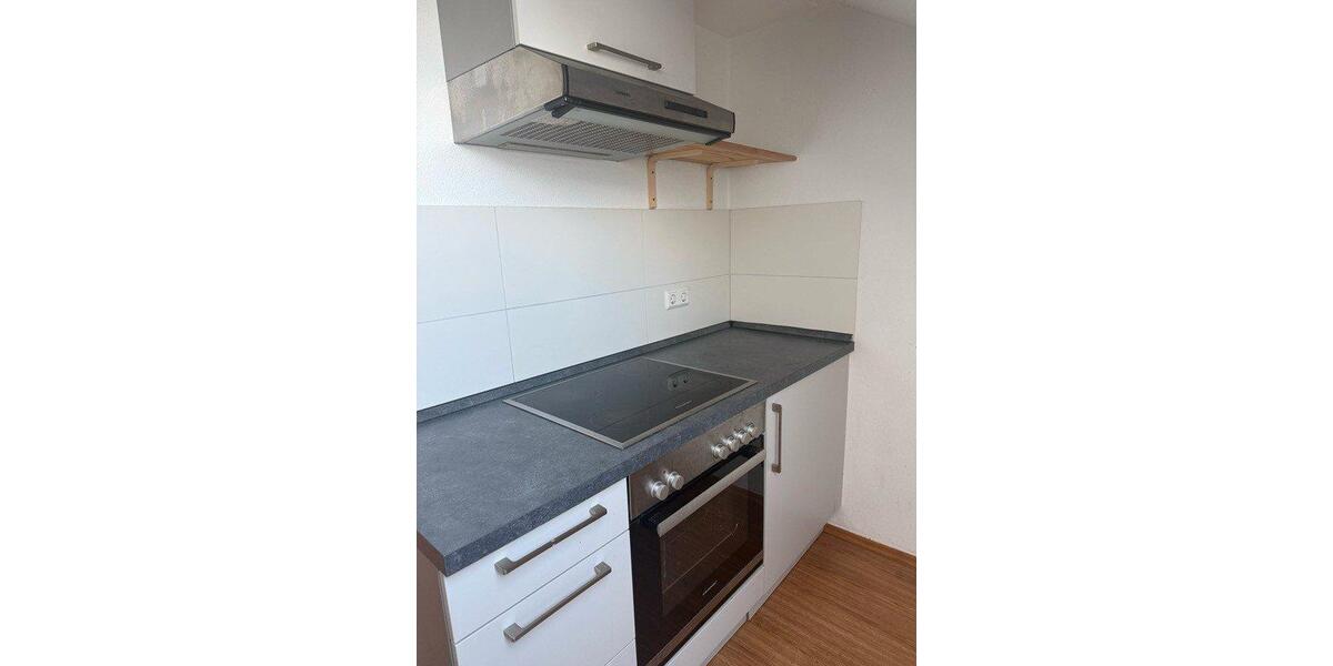 Dachgeschoßwohnung Kirchhain - 3 Zimmer, 82 m&sup2;, 780&euro; | Angebot:25910574