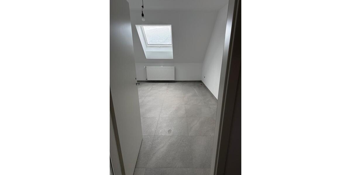 Einfamilienhaus Uersfeld - 5 Zimmer, 135 m&sup2;, 980&euro; | Angebot:24383990