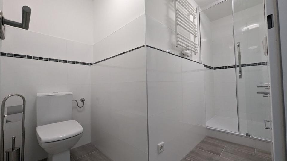 4-Zimmerwohnung Lohhof 1 min zur S-Bahn Flughafen nah 4 zimmer