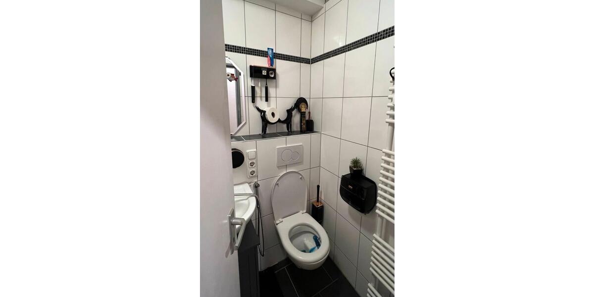 Etagenwohnung Trier Feyen-Weismark - 2 Zimmer, 111 m&sup2;, 470&euro; | Angebot:26592181