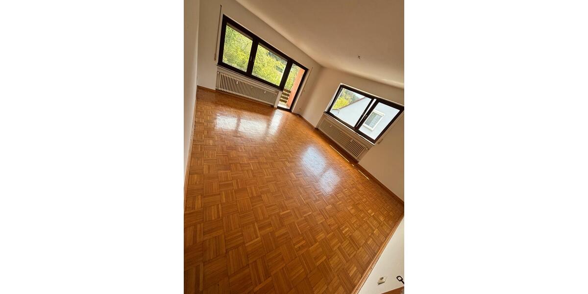 Etagenwohnung Daun - 3 Zimmer, 82 m&sup2;, 840&euro; | Angebot:26660703