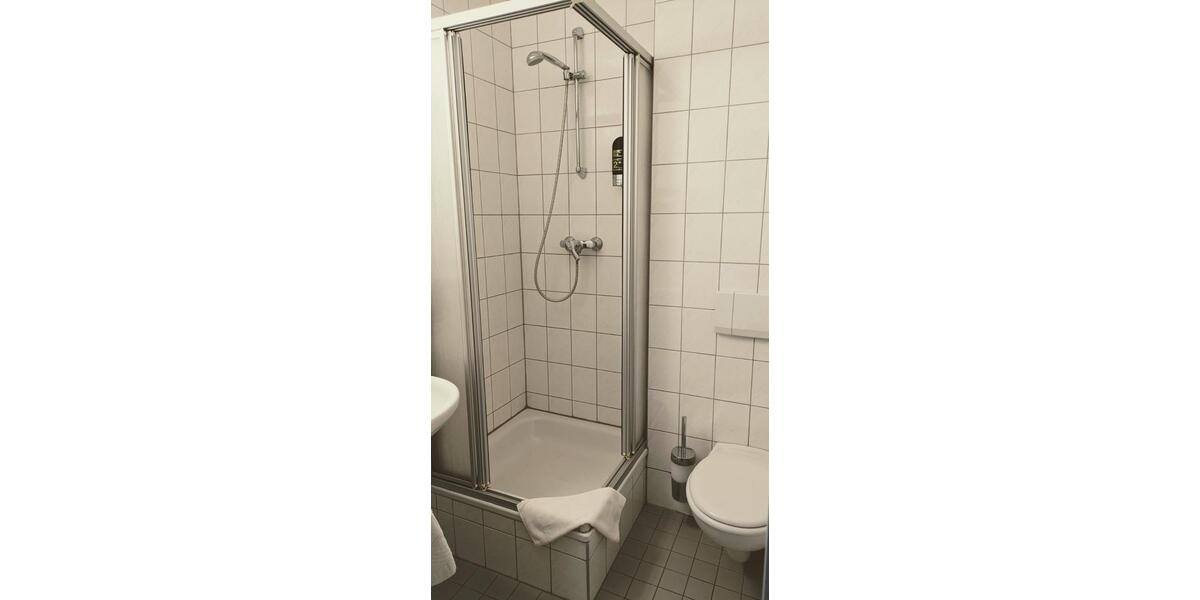 Etagenwohnung Rheinsberg Luhme - 1 Zimmer, 16 m&sup2;, 350&euro; | Angebot:25918266