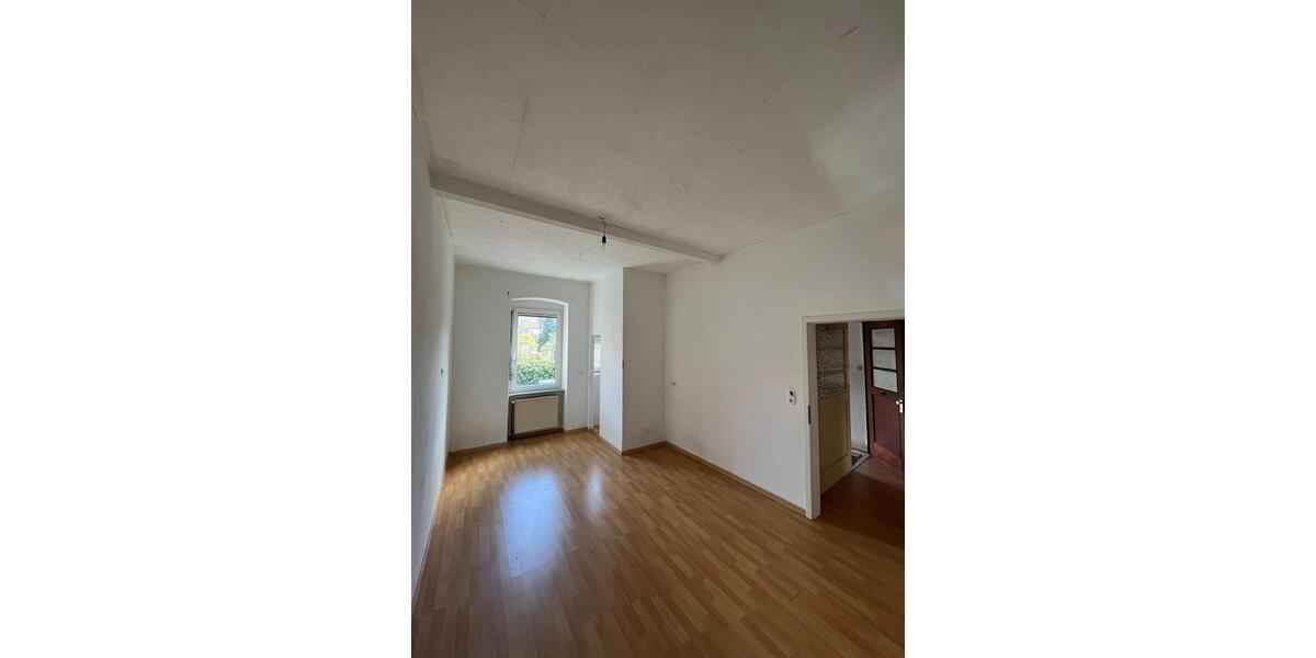 Erdgeschoßwohnung Sankt Ingbert - 3 Zimmer, 90 m&sup2;, 750&euro; | Angebot:26169568