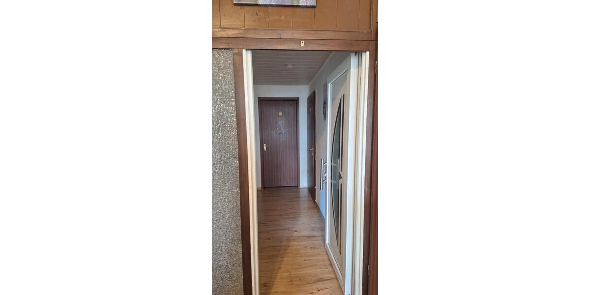 Wohnen auf Zeit Isernhagen - 3 Zimmer, 90 m&sup2;, 20&euro; | Angebot:26292677