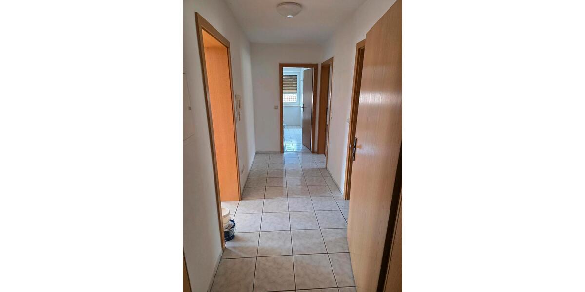 Dachgeschoßwohnung Bad Mergentheim - 2 Zimmer, 81 m&sup2;, 680&euro; | Angebot:26682460