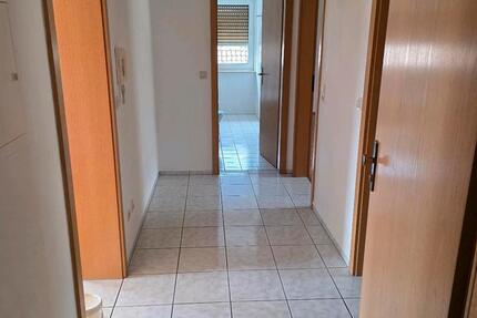 Wohnung Bad Mergentheim - 2 Zimmer, 81 m&sup2;, 680&euro; | Angebot:26682460
