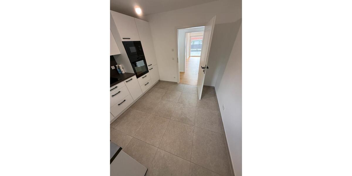 Etagenwohnung Dachau - 4 Zimmer, 92 m&sup2;, 2.600&euro; | Angebot:26549915