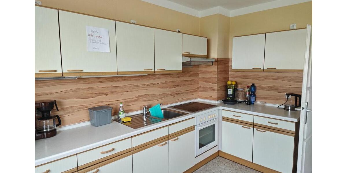 Etagenwohnung Rohrenfels - 5 Zimmer, 150 m&sup2;, 300&euro; | Angebot:25805741