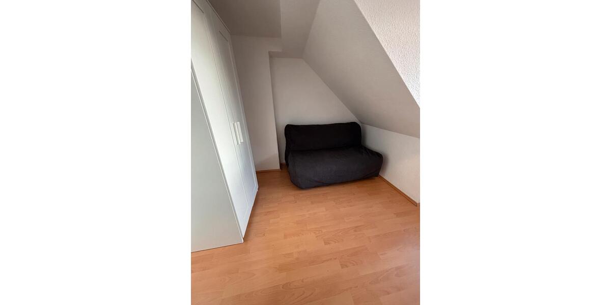 Wohnen auf Zeit Mönchengladbach West - 10 Zimmer, 75 m&sup2;, 595&euro; | Angebot:26555332
