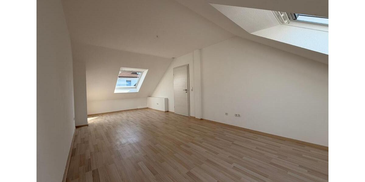 Einfamilienhaus Liederbach am Taunus - 5 Zimmer, 130 m&sup2;, 1.800&euro; | Angebot:26630942