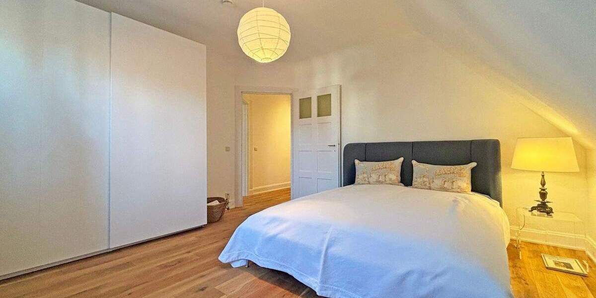Etagenwohnung Stuttgart Sonnenberg - 4 Zimmer, 108 m&sup2;, 2.150&euro; | Angebot:25215153