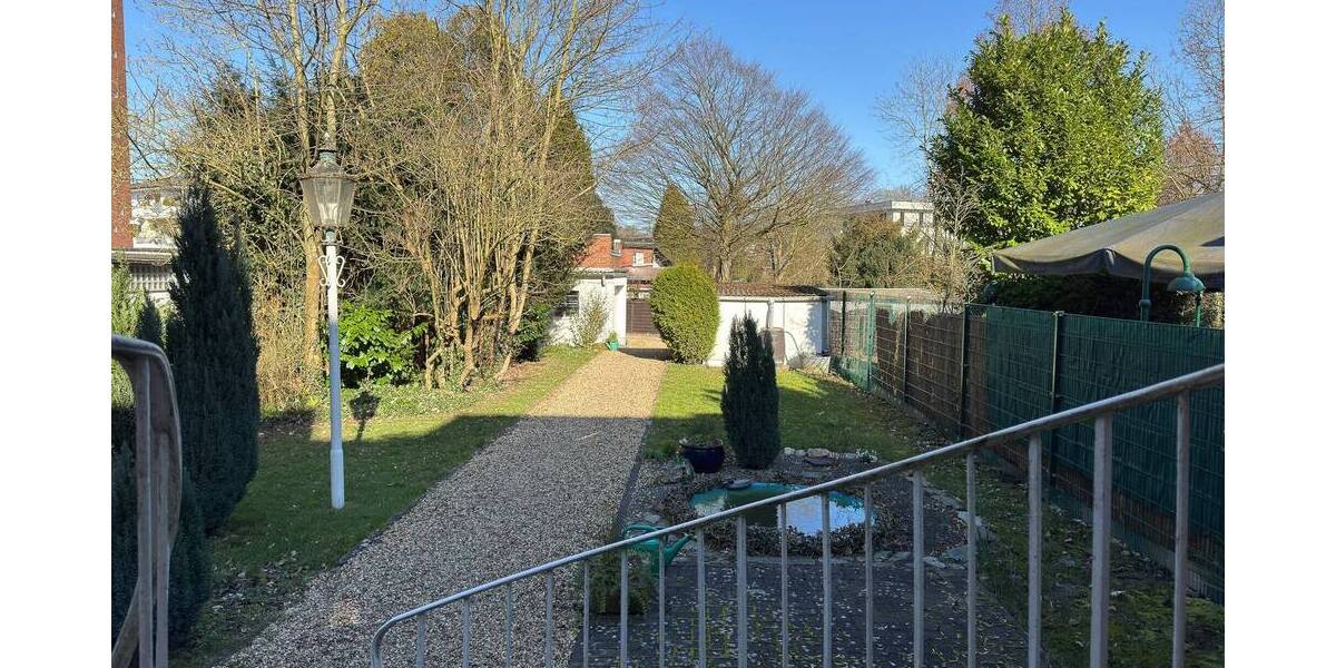 Einfamilienhaus Grevenbroich Stadtmitte - 1.200&euro; | Angebot:23971406