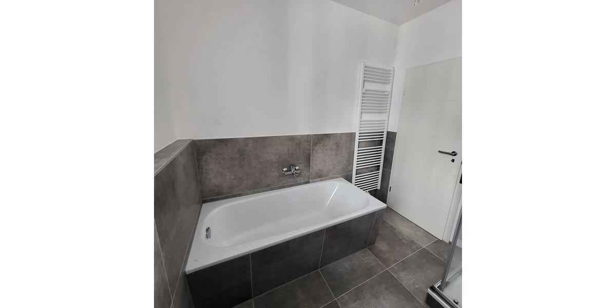 Einfamilienhaus Göttingen Oststadt - 4 Zimmer, 110 m&sup2;, 1.750&euro; | Angebot:25809940