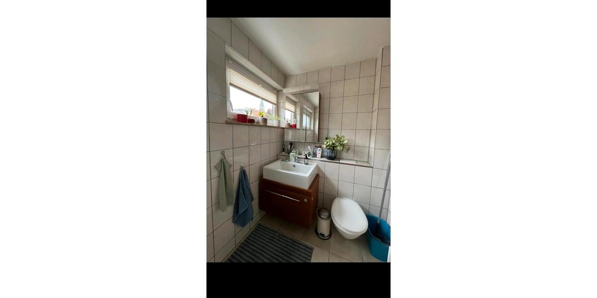 Wohnen auf Zeit Tübingen - 10 Zimmer, 25 m&sup2;, 407&euro; | Angebot:26553431