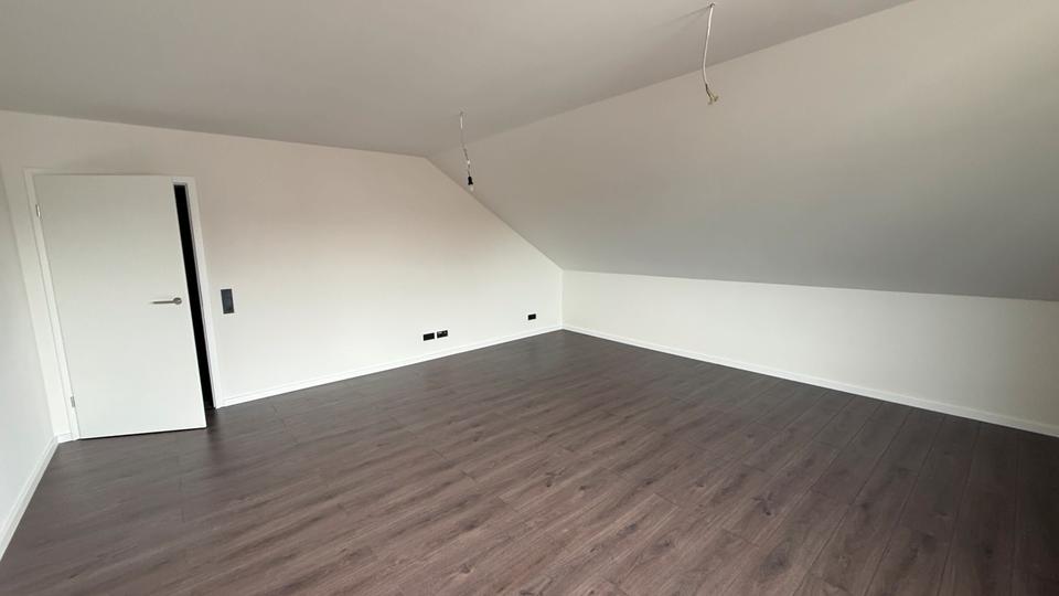 Dachgeschoßwohnung Georgsmarienhütte - 2 Zimmer, 70 m&sup2;, 800&euro; | Angebot:26033946